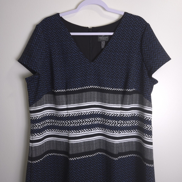 ADRIANNA PAPELL Capsule Sleeve V Neck Blue Geometric Career Dress 18W - Picture 4 of 7